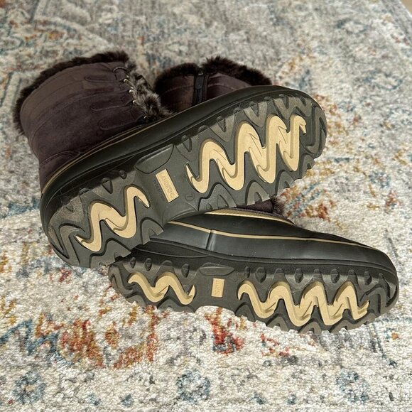 Lands End Hillary Winter Duck Boots, 7B, Like New - Picture 5 of 6